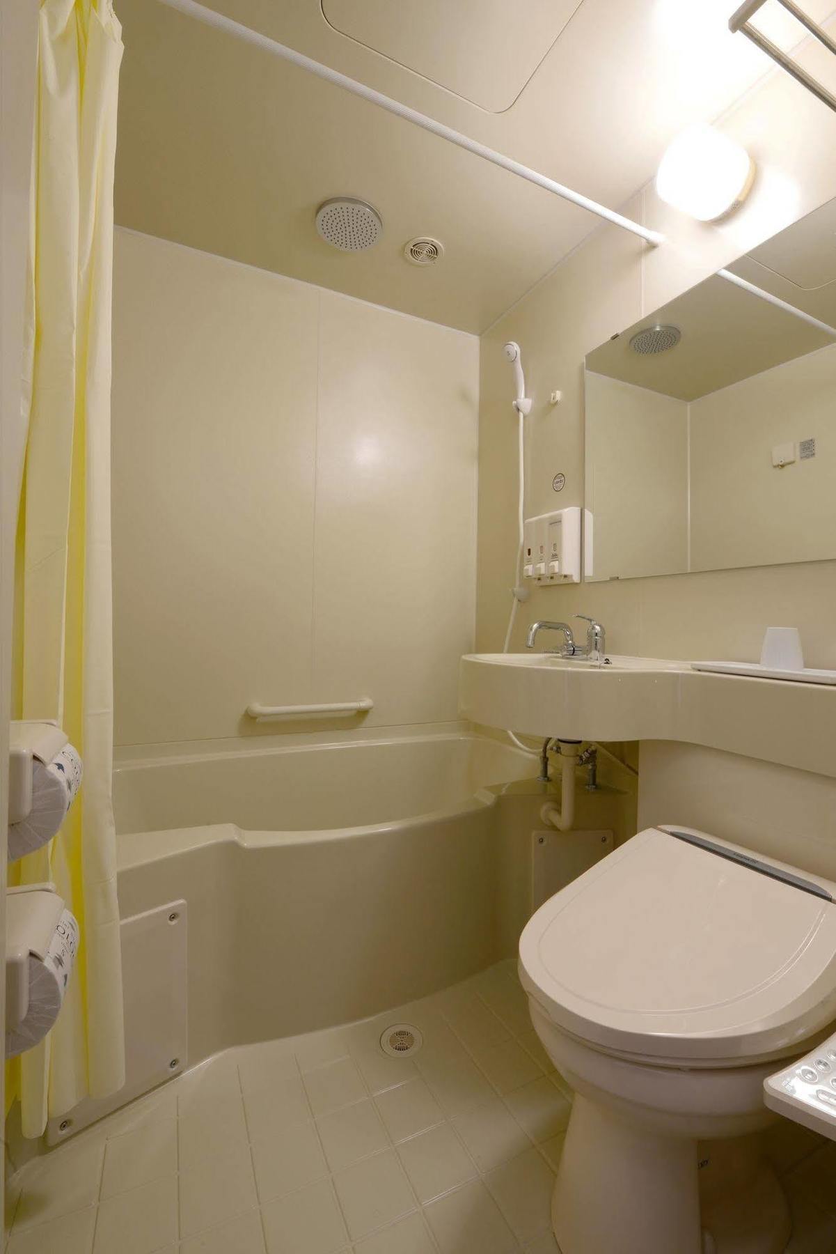 Toyoko Inn Misato Ekimae Екстер'єр фото